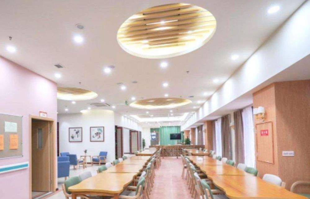 成都恩田长者养护中心：成华区卧床全护理与鼻饲、气管切开照护参考