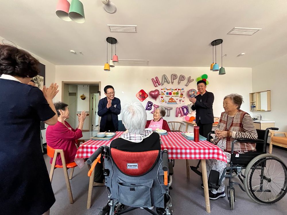 成都拾智养老实景图2